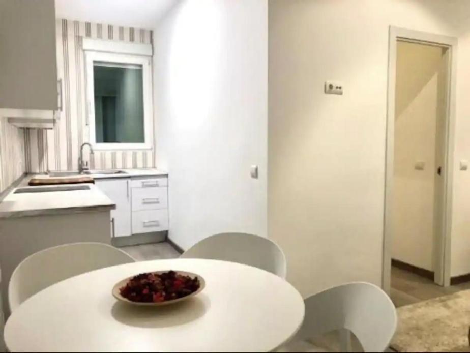 Madrid A Metros Del Retiro Apartment Luaran gambar